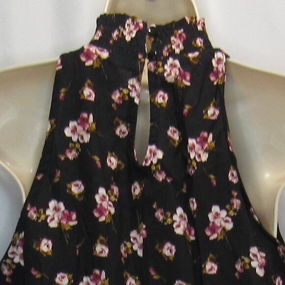 Heart Heels Women's Smocked Neckline Godet Skirt Sleeveless Mini Dress Size M - Picture 4 of 8